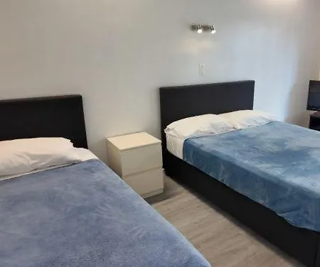 Knightsbridge Motor Lodge-3