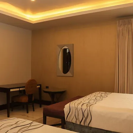 Hotel West Plaza-3