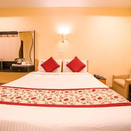 Hotel Kinnera Comforts-3