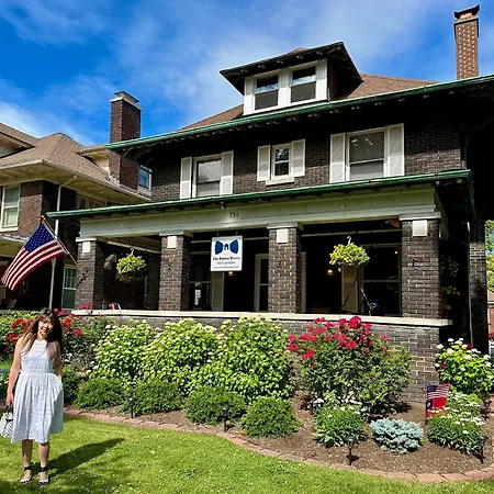 The Butler House Bed & Breakfast-2