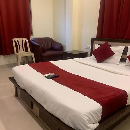 Silver Key Suites-2