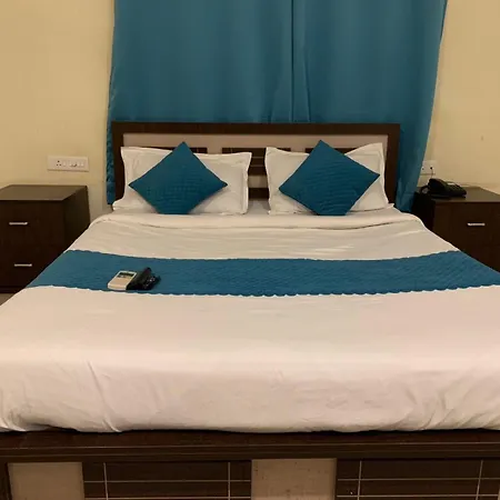 Silver Key Suites-3