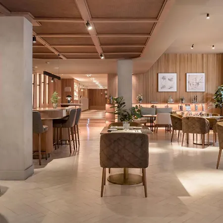Ac Hotel Avenida De America By Marriott-2
