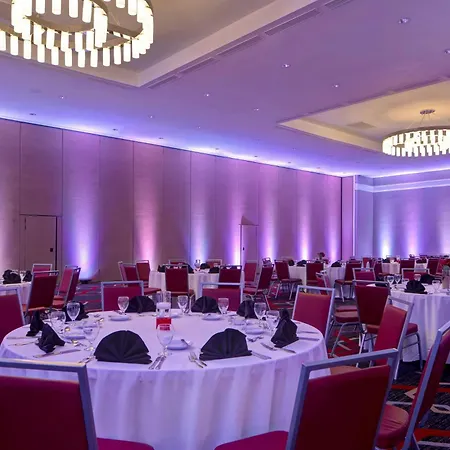 Four Points By Sheraton Peoria-3