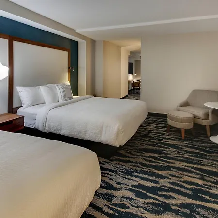 Fairfield Inn & Suites By Marriott Birmingham Downtown-3