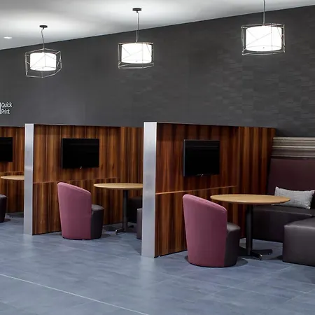 Courtyard By Marriott Albany Airport-2