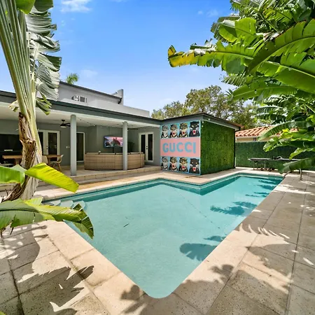 Miami Gucci Home With Pool & Great Location-3