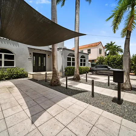 Miami Gucci Home With Pool & Great Location-2