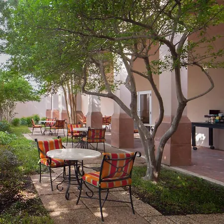 Dallas Marriott Suites Medical/Market Center-2