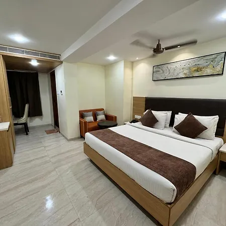Hotel Touchwood-3