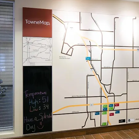 Towneplace Suites By Marriott Kansas City Airport-3