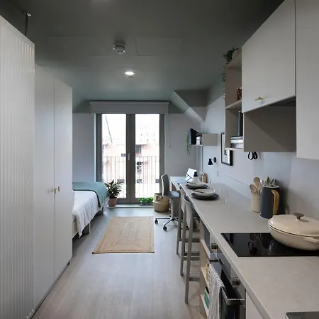 Keel House Modern Studios-3