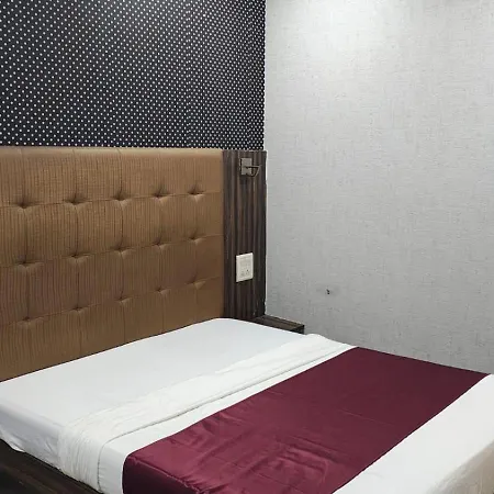 Hotel Bently International-3