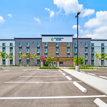 Woodspring Suites Fort Myers - Cape Coral-3