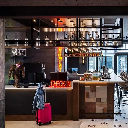 Moxy Springfield Downtown-3
