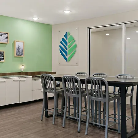 Woodspring Suites Fort Myers - Cape Coral-2
