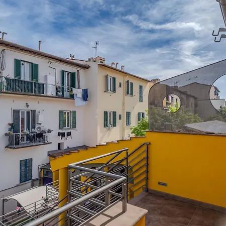 Hotiday Aparthotel Firenze-3