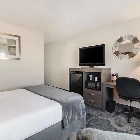 American Inn & Suites Metro Airport-2