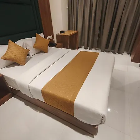 Hotel West Line Andheri-3