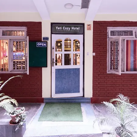 Yeti Cozy Hotel-3