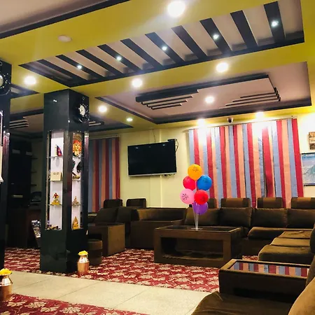 Yeti Cozy Hotel-2