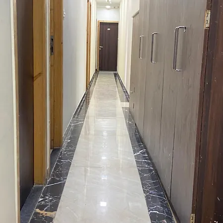 Hotel Blue Wellington - Near Mumbai Airport-2