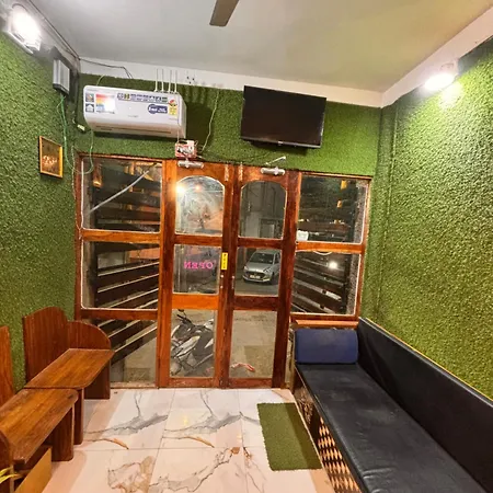 Plush Hotels-2