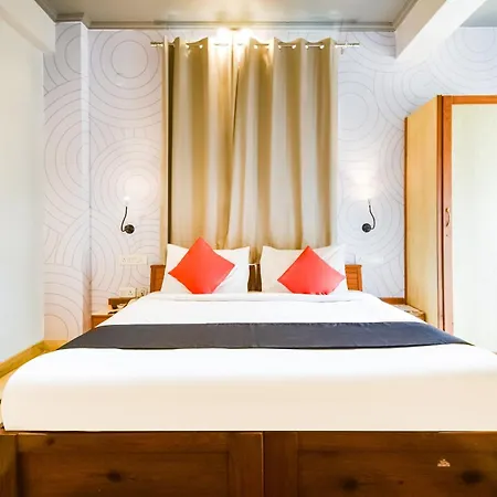 Collection O Hotel Urban Stays-2