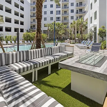West Palm T1 Apartments By Barsala-3