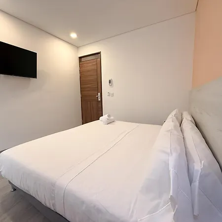 Hotel Apartamentos Regency La Feria-2