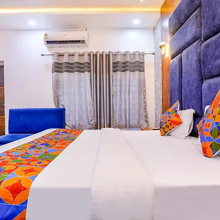 Fabhotel Lime Ras Palace-3
