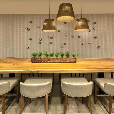 Element By Marriott Toronto Airport-3