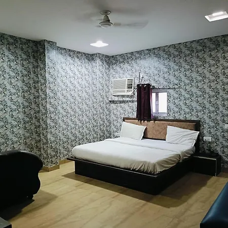 Hotel The Airport Residency-3