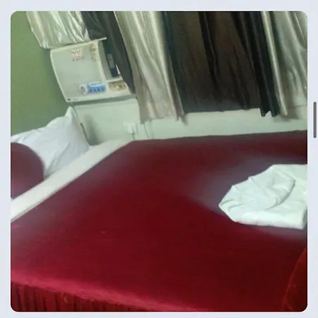 Hotel Bombay Inn-2