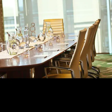Renaissance Arlington Capital View Hotel-3