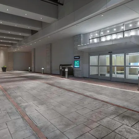 Ac Hotel By Marriott Charlotte City Center-3