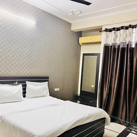 Hotel Omkar-3