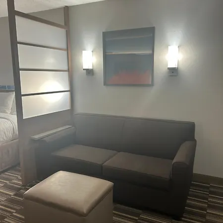 Microtel Inn & Suites By Wyndham-3