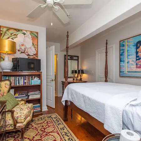 Burns Square Boutique Hotel-2