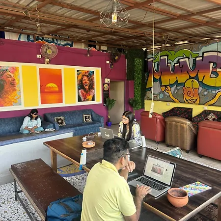 Backpackers Villa Mumbai-3