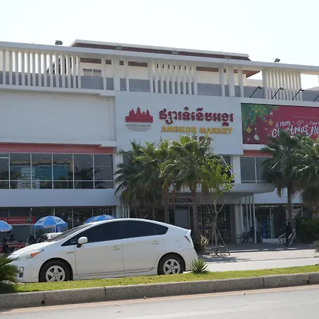 Hello Cambodia Boutique-2