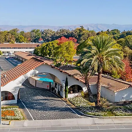 Super 8 By Wyndham San Jose Airport-2