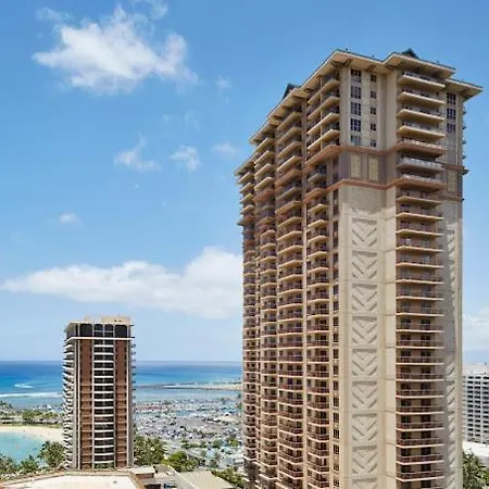 2-Bedroom Ocean Front Penthouse At Grand Waikikian - Available April 20-24, 2025-2