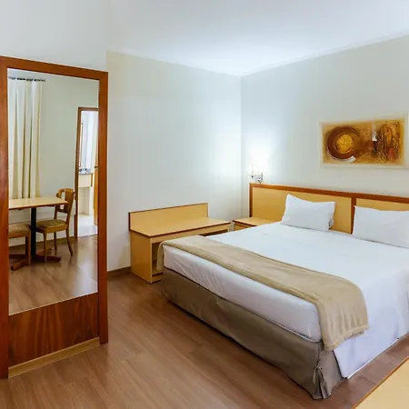 Hotel Augusta Boulevard-3