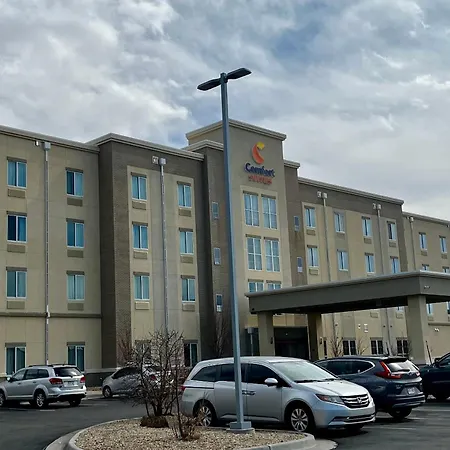 Comfort Suites Denver International Airport-2