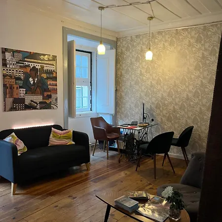 Alface Hall Hostel & Bar-3