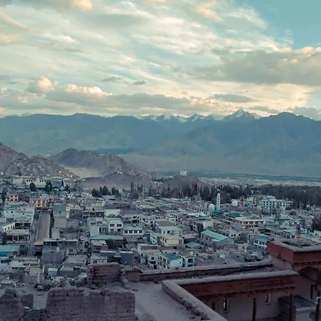 Himalayan Bunker Leh II-2