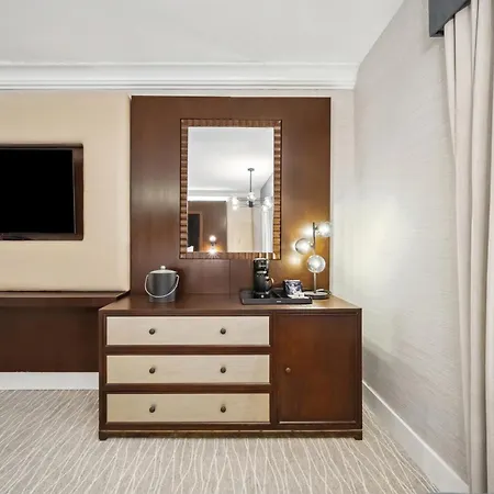 Lexington Plaza Hotel-2