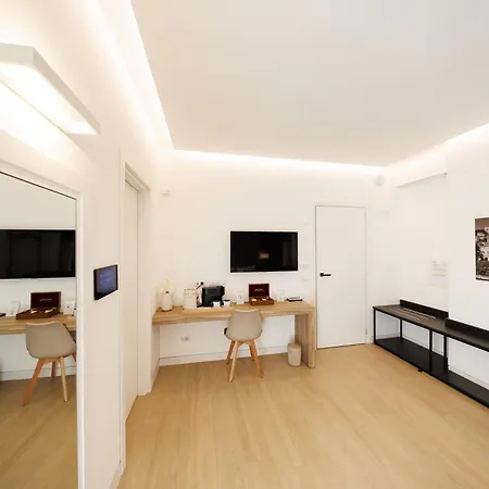 Arya Guest House-3