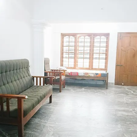 Parthasarathy Guest House-3